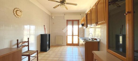 2 Schlafzimmer Wohnung in Canosa di Puglia, Italy, Nr. 263995 6