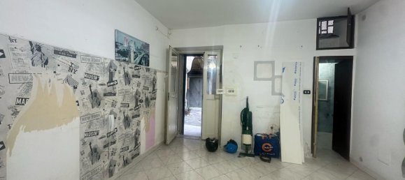 2-Zimmer Wohnung in Naples, Italy, Nr. 275900 11