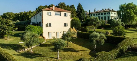 2 Schlafzimmer Wohnung in Cortona, Italy, Nr. 358708 11