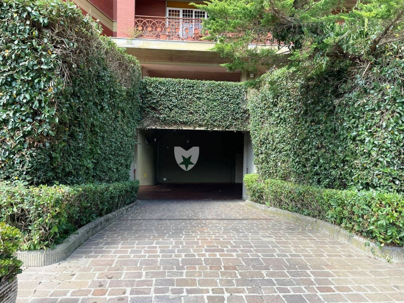 39m² Garage in Rome, Italy No. 323912