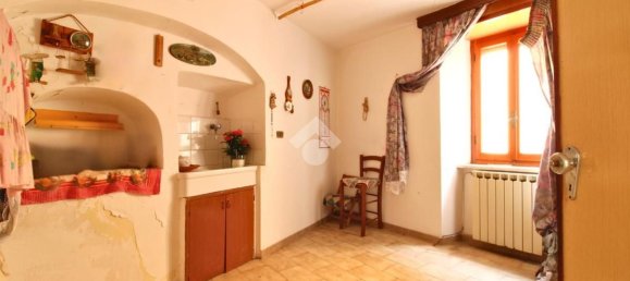 Casa de 8 habitaciónes en Montenero di Bisaccia, Italy No. 283399 8