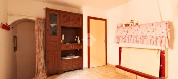 Casa de 8 habitaciónes en Montenero di Bisaccia, Italy No. 283399 10