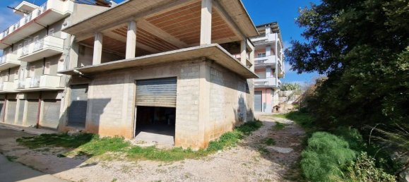 5-salle Appartement à San Nicandro Garganico, Italy No. 92427 19