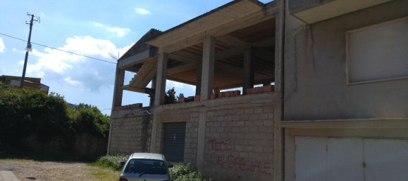 5-salle Appartement à San Nicandro Garganico, Italy No. 92427 3