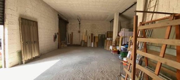 5-salle Appartement à San Nicandro Garganico, Italy No. 92427 11