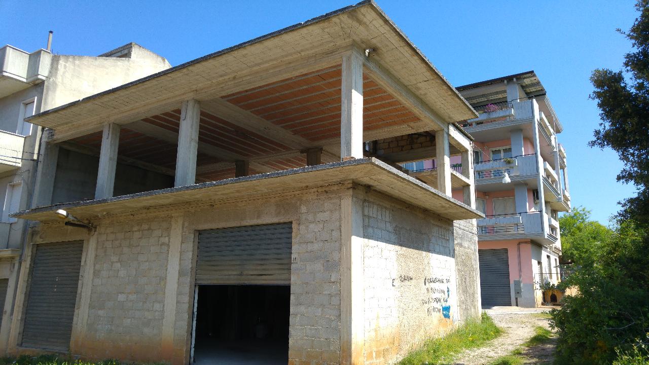 5-salle Appartement à San Nicandro Garganico, Italy No. 92427