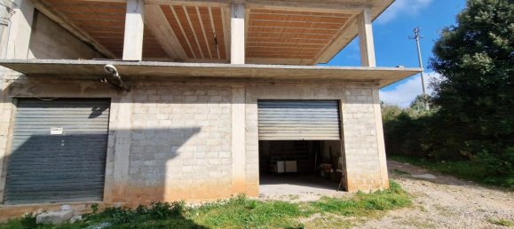 5-salle Appartement à San Nicandro Garganico, Italy No. 92427 6