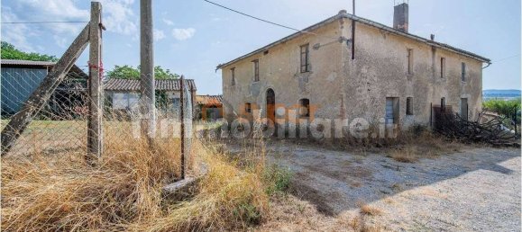 3 bedrooms House in Perugia, Italy No. 303005 2