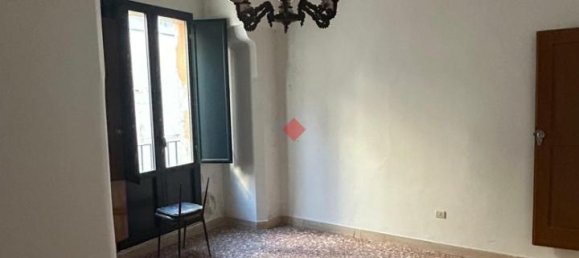 Casa de 3 divisões em Grottaglie, Italy N.º 238310 2