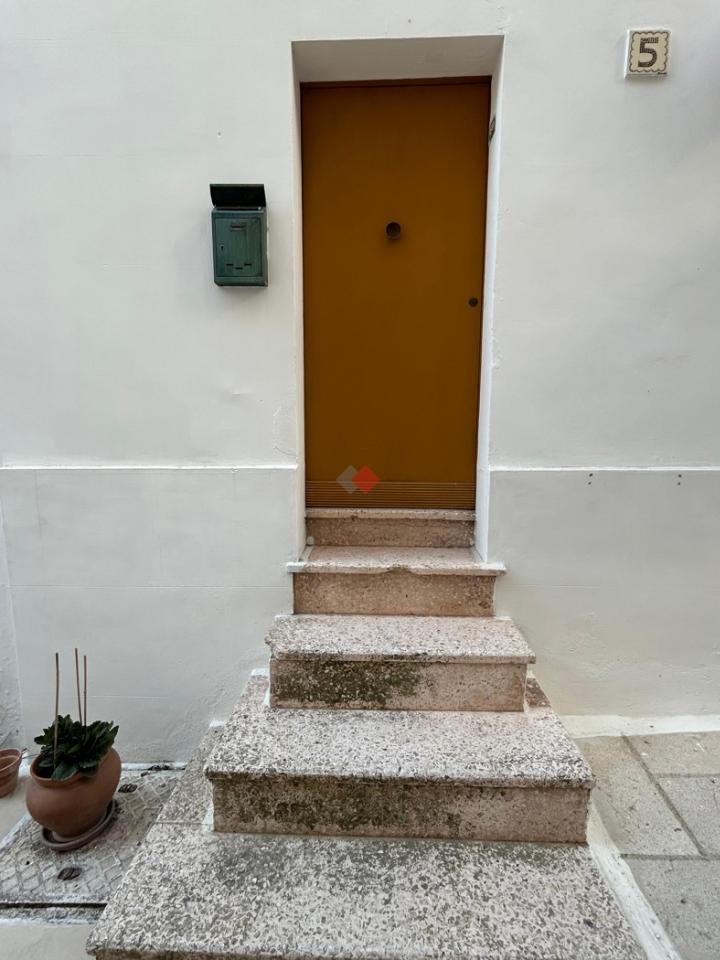 3 rooms House in Grottaglie, Italy No. 238310