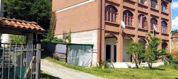 3 rooms Apartment in Aramengo, Italy No. 157748 6