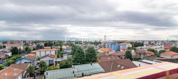 Apartamento de 2 dormitorios en Garbagnate Milanese, Italy No. 360496 19