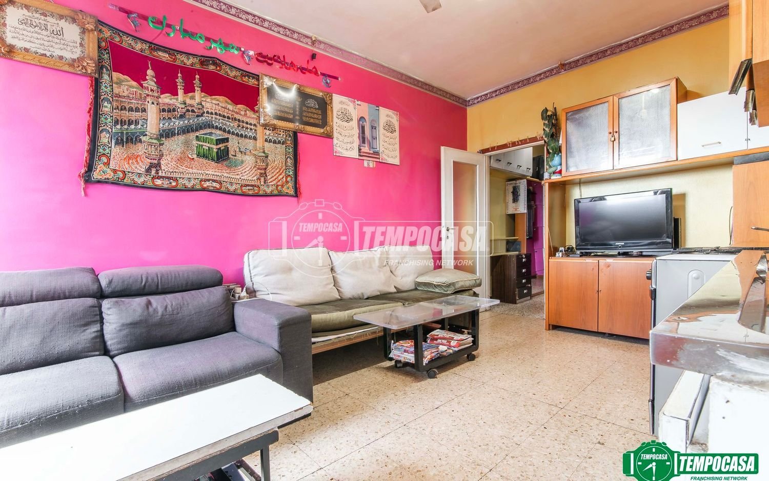 Apartamento de 2 dormitorios en Garbagnate Milanese, Italy No. 360496
