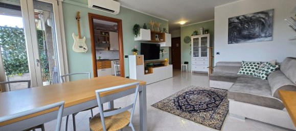 4 bedrooms Apartment in Garbagnate Milanese, Italy No. 364941 16