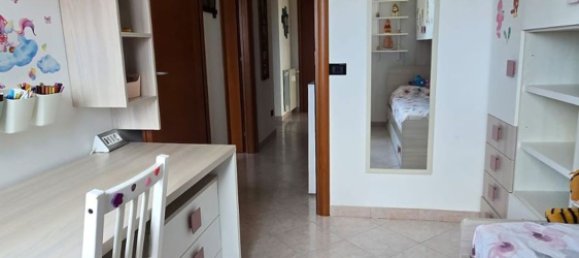 4 bedrooms Apartment in Garbagnate Milanese, Italy No. 364941 26