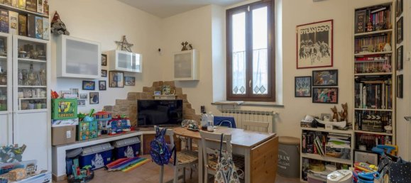 2 bedrooms Apartment in Signa, Italy No. 328798 4