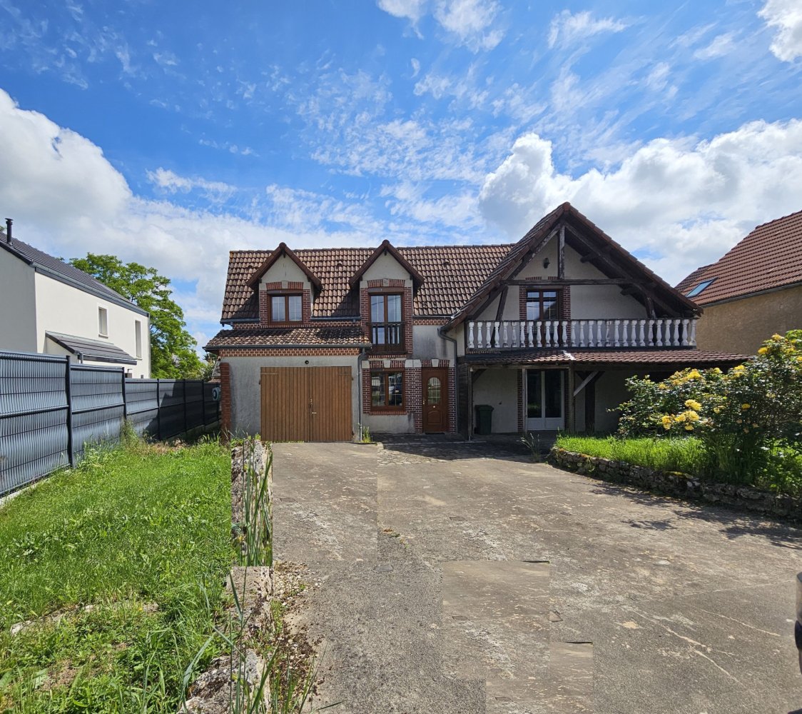3 chambres Maison à La Chapelle-Saint-Mesmin, France No. 254538