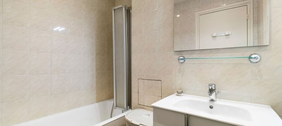 3 غرف نوم شقة في Suresnes, France رقم 151872 2