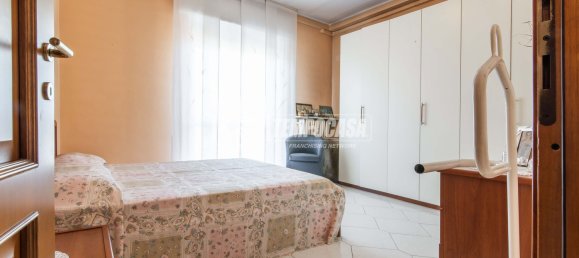Apartamento de 2 divisões em Limbiate, Italy N.º 291078 14