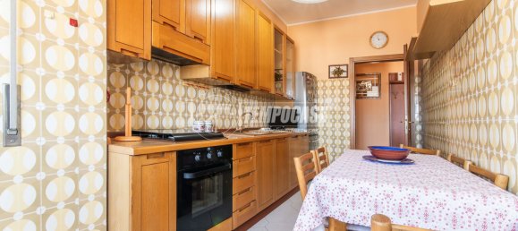 Apartamento de 2 divisões em Limbiate, Italy N.º 291078 20