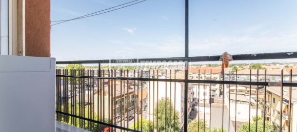 Apartamento de 2 divisões em Limbiate, Italy N.º 291078 3