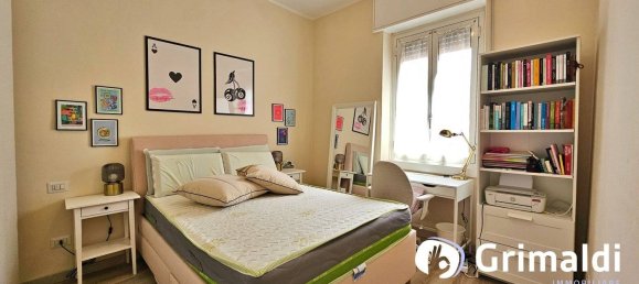1 bedroom Apartment in Milan, Italy No. 299070 7