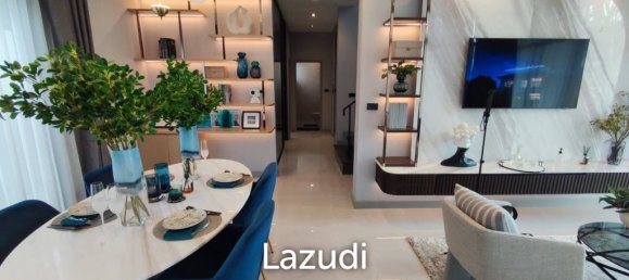 Кафе / ресторан с 4 спальнями в Банг Каео, Таиланд № 24504 2