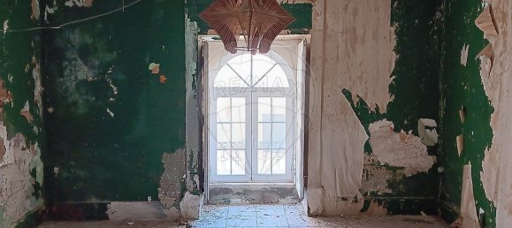 4 bedrooms House in Portalegre, Portugal No. 18537 8