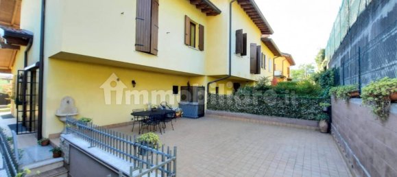 Villa de 2 dormitorios en Desenzano del Garda, Italy No. 296792 25