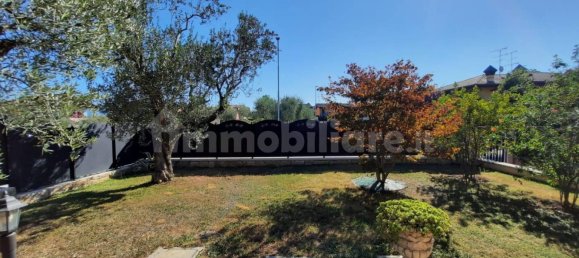 Villa de 2 dormitorios en Desenzano del Garda, Italy No. 296792 24