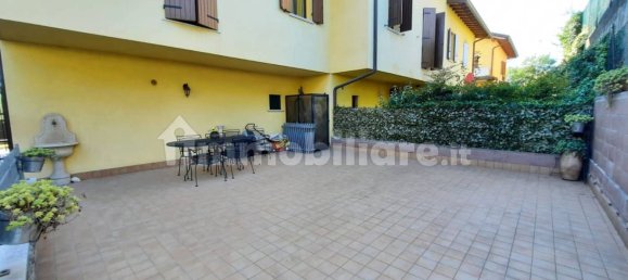 Villa de 2 dormitorios en Desenzano del Garda, Italy No. 296792 4