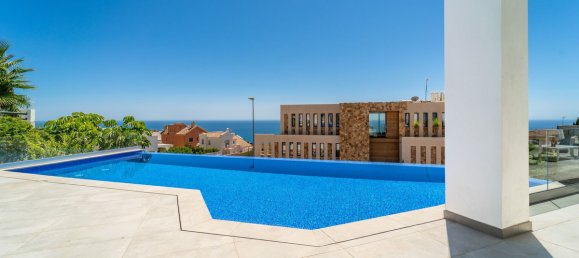 Villa de 4 dormitorios en Benalmádena, Spain No. 31301 26