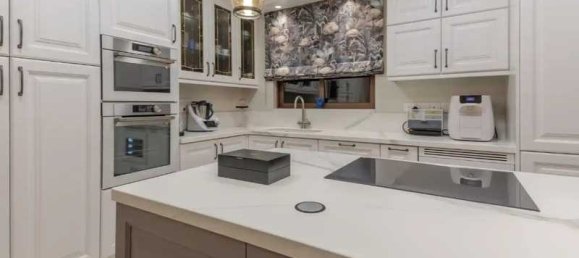 4 bedrooms Commercial property in Limassol, Cyprus No. 20303 6