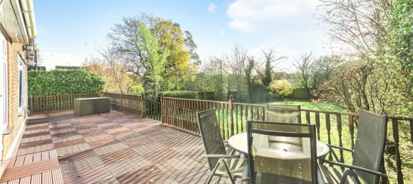 3 bedrooms Bungalow in London, United Kingdom No. 6685 22