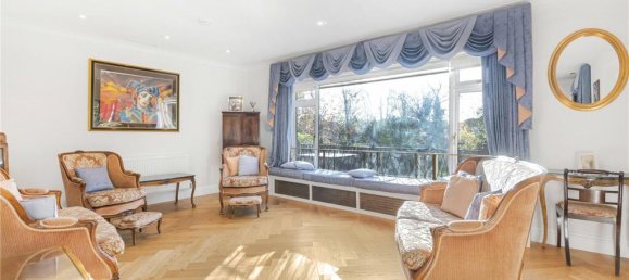 3 bedrooms Bungalow in London, United Kingdom No. 6685 3