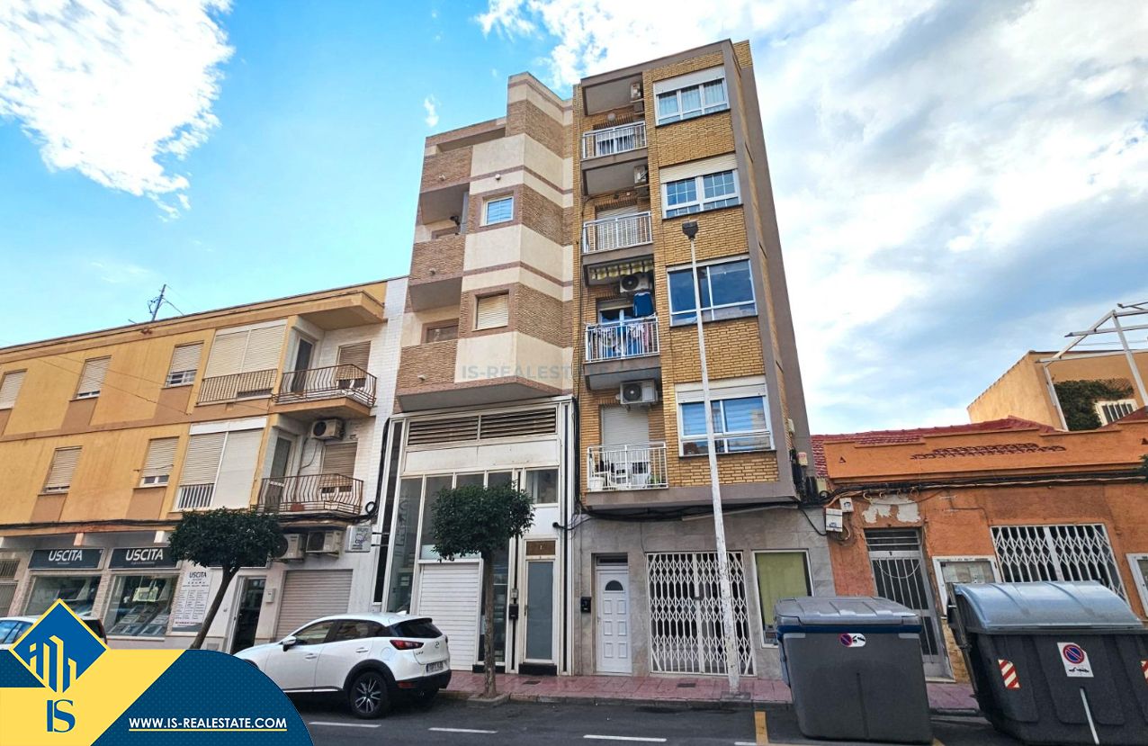 3 bedrooms Apartment in Torrevieja, Spain No. 88868