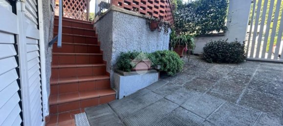 4 bedrooms House in Sarzana, Italy No. 343297 4