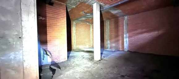 174m² Commercial property in San Andres del Rabanedo, Spain No. 80069 13