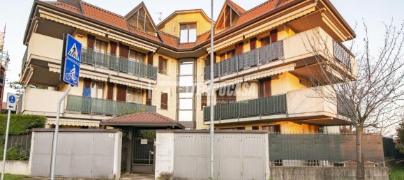 2 rooms Apartment in Pozzo d'Adda, Italy No. 37269 21