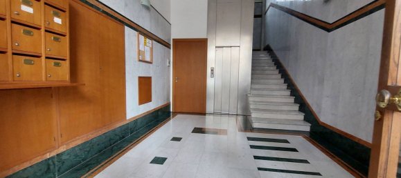 65m² Office in Foggia, Italy No. 260955 4