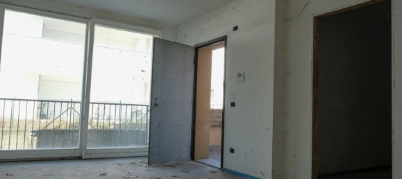 4 rooms Apartment in Inzago, Italy No. 184877 6