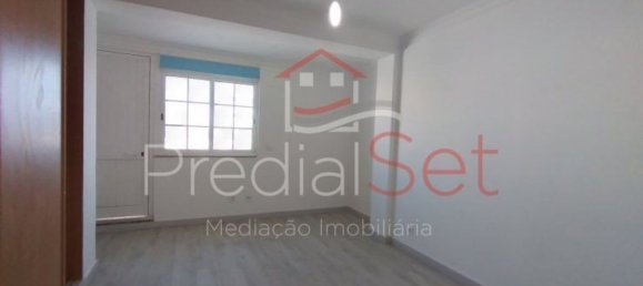 3 غرف نوم منزل في Cascais, Portugal رقم 28001 25