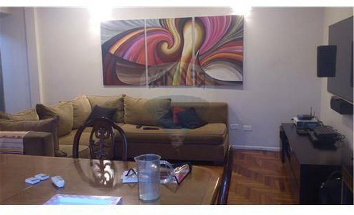 Apartamento de 3 dormitorios en Buenos Aires, Argentina No. 88068