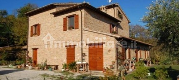 7 bedrooms Villa in Urbino, Italy No. 70937 2