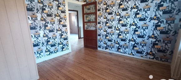 Adosado de 4 habitaciónes en Estivareilles, France No. 265394 9