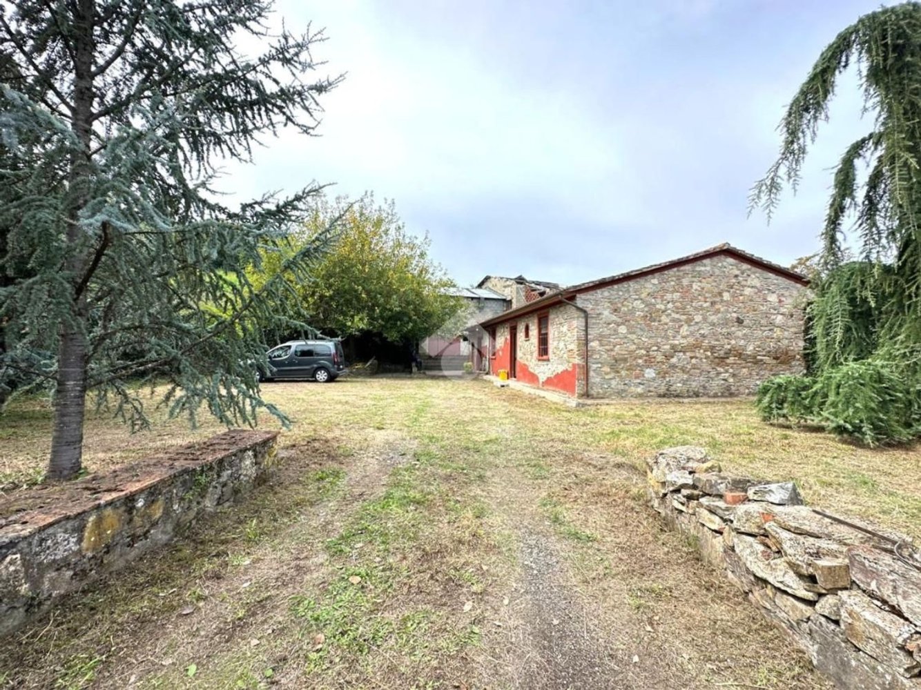 5 bedrooms House in Pistoia, Italy No. 396285