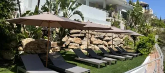 7 bedrooms Villa in Marbella, Spain No. 29871 5