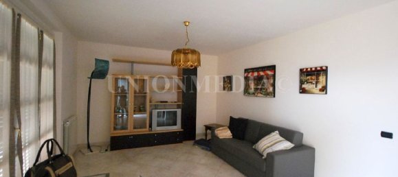 7 rooms House in Sarzana, Italy No. 125998 2