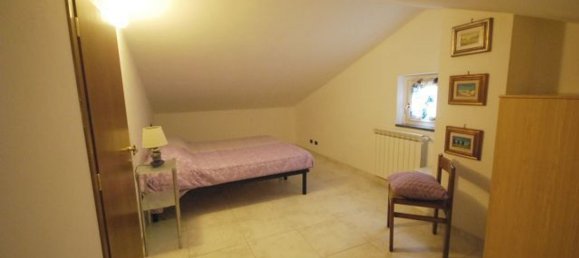 7 rooms House in Sarzana, Italy No. 125998 10