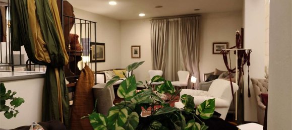 Propriété commerciale à Quarrata, Italy 560m² No. 45228 2